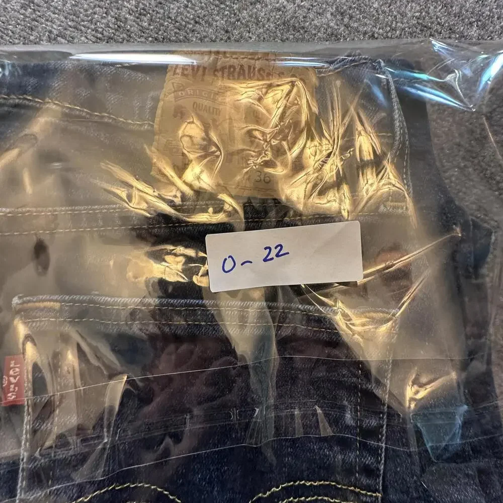 Levi's 514 Straight Fit Jeans - W36 L32 - Classic Dark‎ Wash